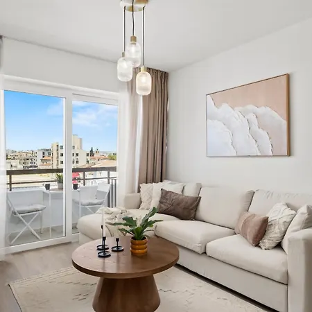 The Serene Apartment