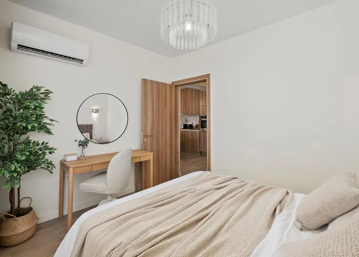 Apartment The Serene *