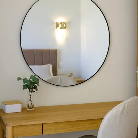 The Serene Λάρνακα