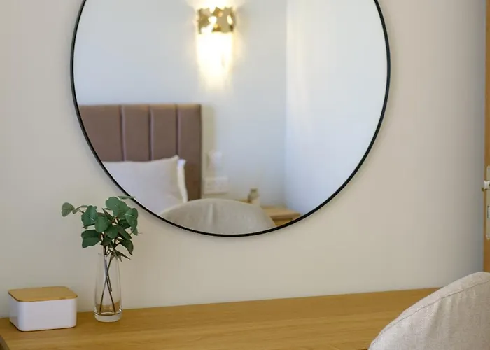 The Serene Ларнака